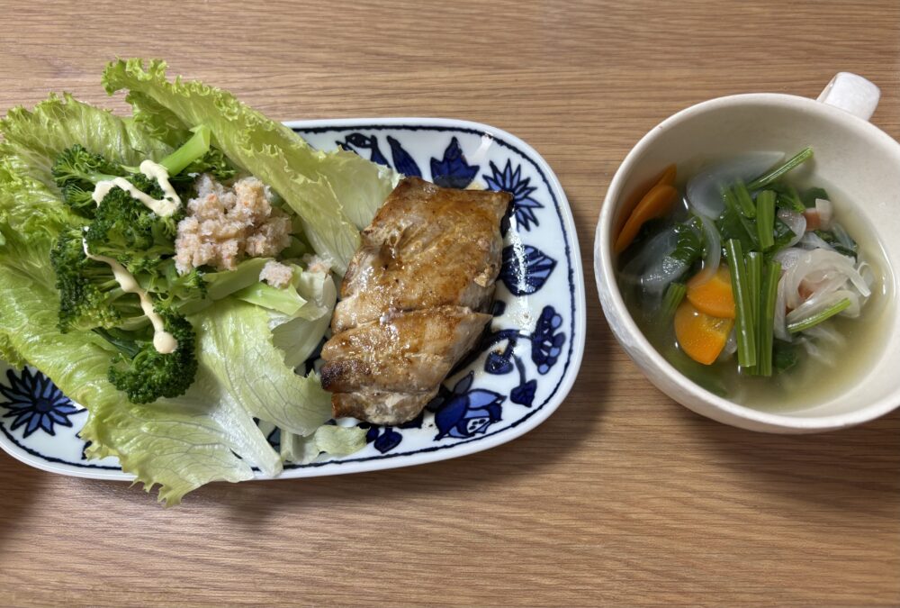 バターじょうゆで食べる骨取りあじのムニエル