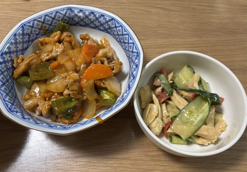 揚げない黒酢酢豚とレンチン蒸し鶏のバンバンジー